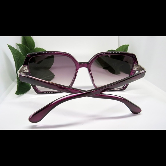 Classy Chick Purple Sunglasses - Picture 4 of 5